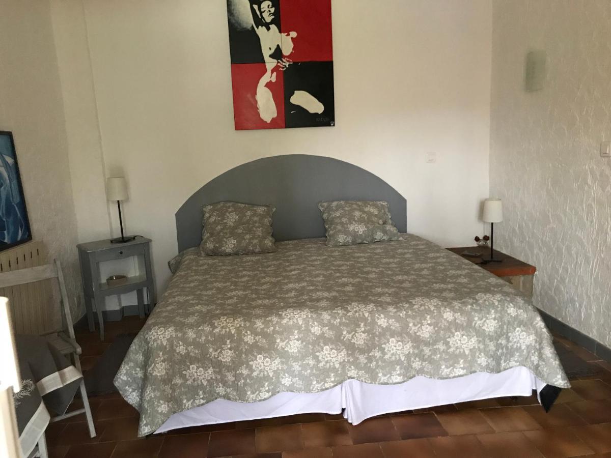 Chambre D'Hotes Le Cedre Apt Exteriör bild
