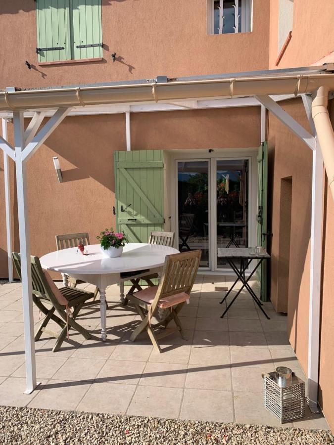 Chambre D'Hotes Le Cedre Apt Exteriör bild